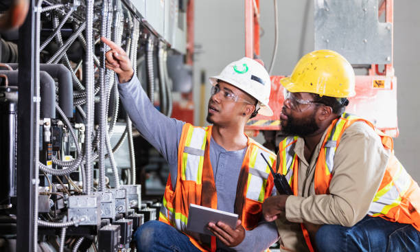 Best Affordable Emergency Electrician  in Chuluota, FL